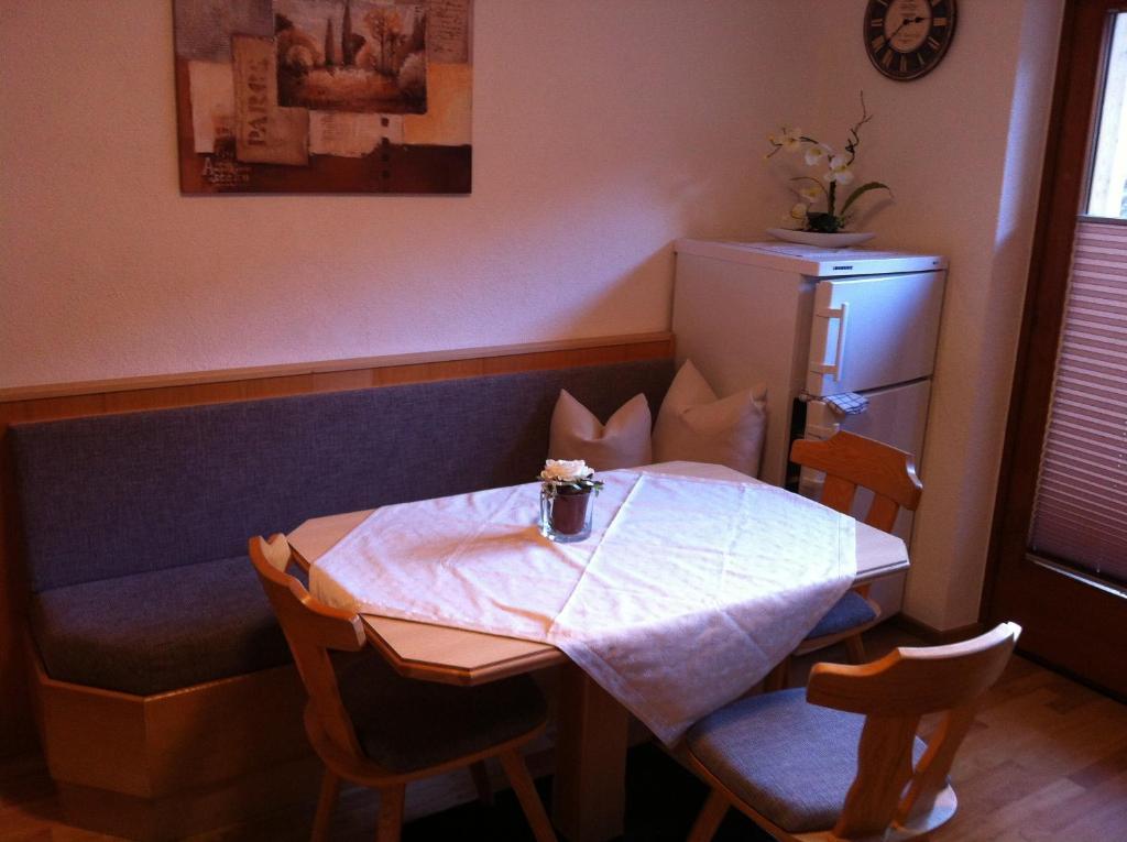 Appartement Schwalbennest Sölden Zimmer foto